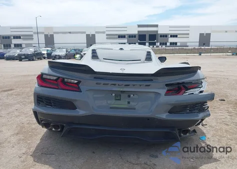 2025 Chevrolet Corvette E-Ray Rwd 3Lz from USA, damaged, VIN 1G1YM2D46S5500811